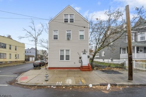287 Sanford St, East Orange NJ  07018-1018 exterior