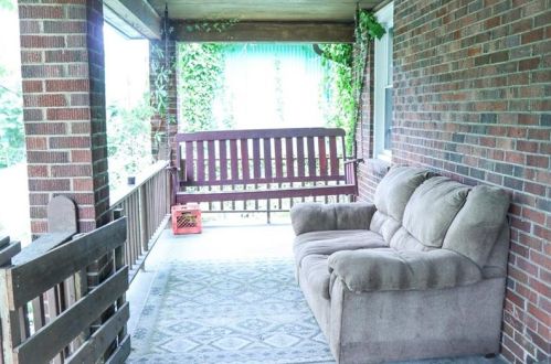 5010 3rd St, Verona, PA 15147-2420
