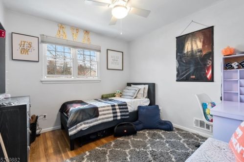 7 Glenwood Rd, Fanwood NJ  07023-1424 exterior