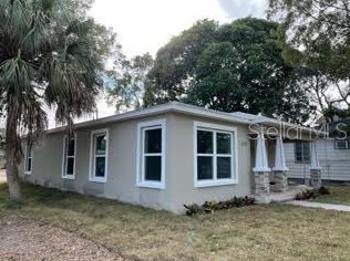 2576 14th Ave, Saint Petersburg, FL 33713-5811