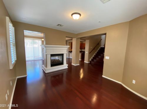 820 Adam Way, Gilbert, AZ 85296-1485