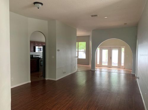 8640 Hawbuck St, New Port Richey, FL 34655-5306