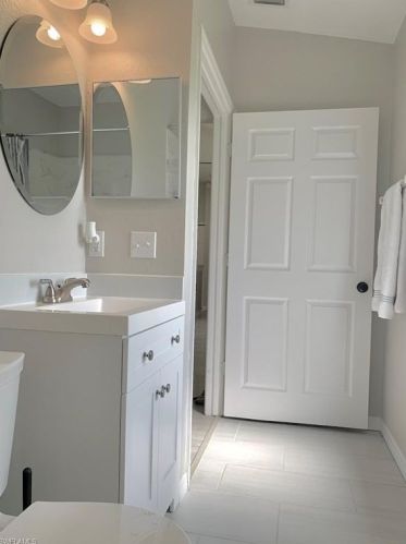 2785 27th Ave, Naples FL  34120-0434 exterior