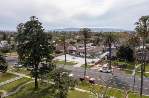 3841 Pacific Ave, Long Beach CA  90807-3227 exterior