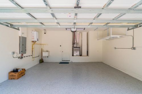 4823 Sky Blue Dr, Lutz FL  33558-8055 exterior