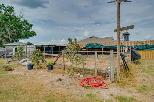 1706 Valencia Blvd, Bartow FL  33830-9420 exterior