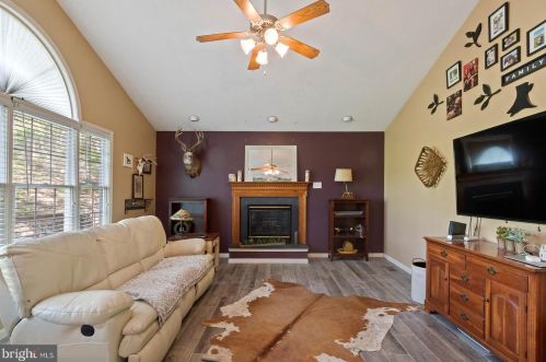 8472 Colfax Dr, Owens VA  22485-7162 exterior