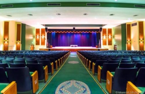 800 137th Ave, Hollywood FL  33027-3553 exterior