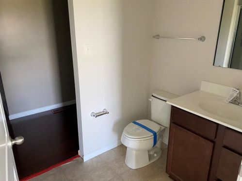 120 Leslie Farms Dr, Evans City PA  16033-4722 exterior