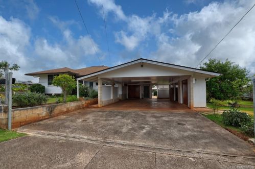 1657 Eames St, Wahiawa, HI 96786-2605