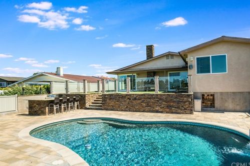 5087 Silver Arrow Dr, Rancho Palos Verdes CA  90275-3737 exterior