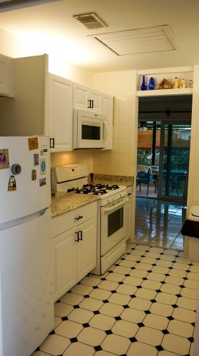 150 Naranja Ave, Fort Pierce, FL 34983-8446