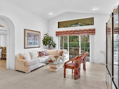 6840 Lismore Ave, Boynton Beach FL  33437-6441 exterior