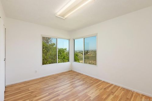 5491 Redding Rd, San Diego CA  92115-1134 exterior