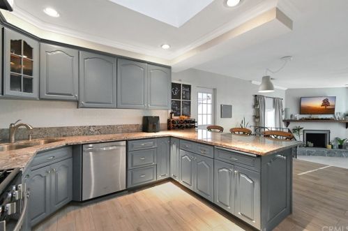 4410 De Ora Way, Long Beach CA 90815-2728 exterior