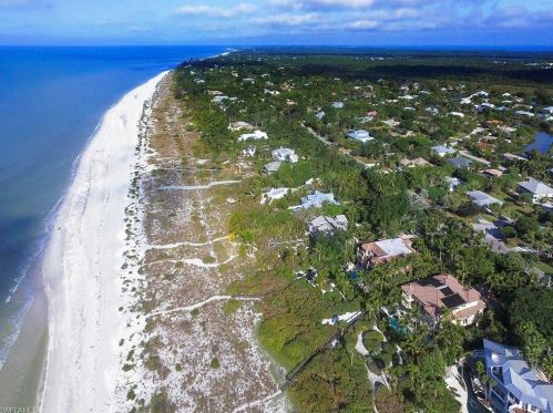 3767 Gulf Dr, Sanibel, FL 33957-5320