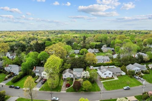 19 Chesley Rd, White Plains NY  10605-4511 exterior