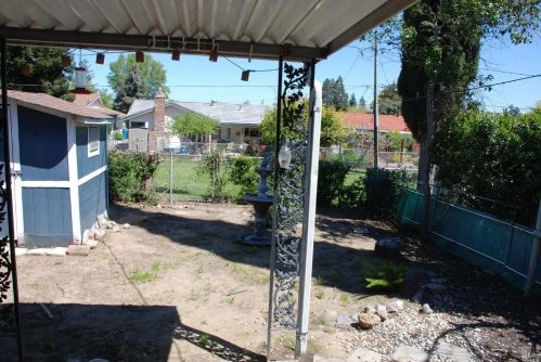 490 Nut Tree Rd, Vacaville CA  95687-3321 exterior