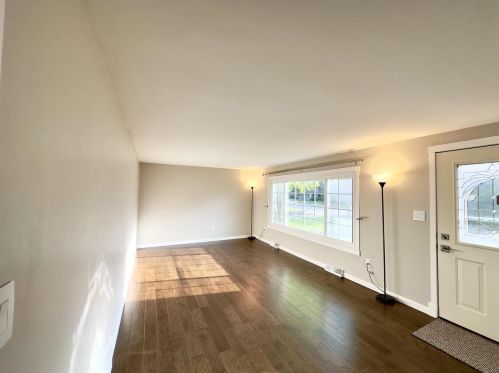 624 Iowa St, Dodgeville WI  53533-1906 exterior