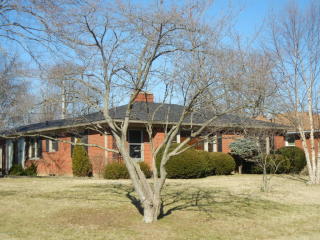 2607 Meadow Dr, Louisville, KY 40220-2350