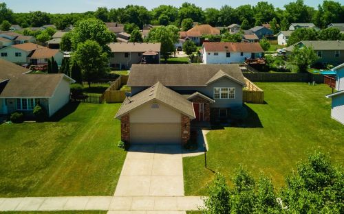 7403 Merganser St, Hobart IN  46342-6939 exterior