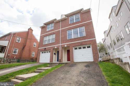 283 Fountain St, Philadelphia, PA 19128-4509