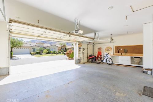 972 Mira Grande, Palm Springs CA  92262-1212 exterior