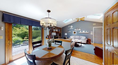 18 Hardwick Dr, Huntington Station NY  11746-4506 exterior