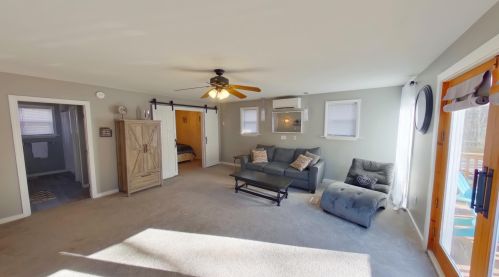 59 Adams Ave, Seabrook NH  03874-4602 exterior