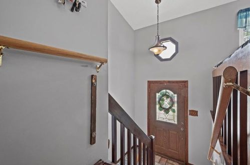 622 Walden Way, Imperial, PA 15126-9684