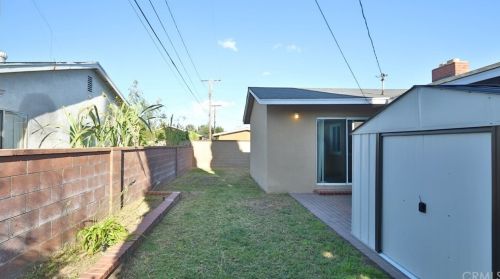 1825 Diana Ave, Anaheim CA  92805-5422 exterior