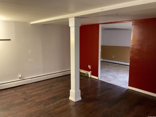 1700 Bellmore Ave, North Bellmore NY  11710-5531 exterior