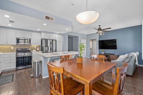 8146 Parkside St, Chino CA  91708-9313 exterior