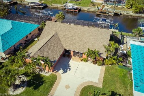 1321 21st Ln, Cape Coral, FL 33990-4664