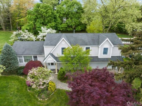 9 Colburn Rd, East Brunswick, NJ 08816-1102