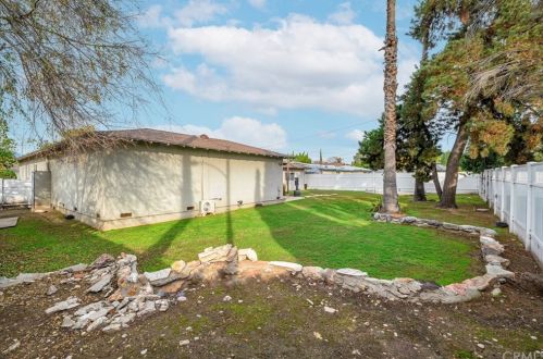 1404 Marbury St, West Covina CA  91791-1205 exterior