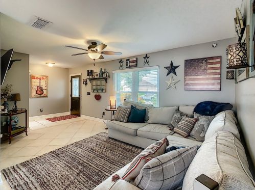 2418 Morgan Point Blvd, Kissimmee, FL 34743-3401