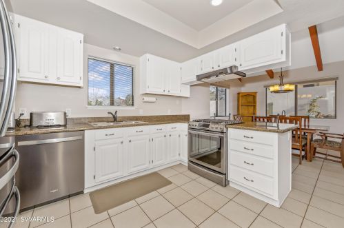 120 Grasshopper Ln, Sedona AZ  86336-4521 exterior