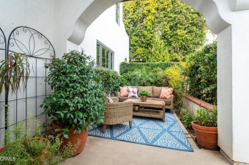 415 Mariposa Ave, Sierra Madre, CA 91024-2307