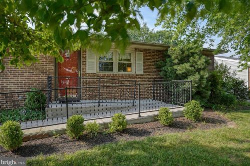 12 Craig Rd, Bear, DE 19701-1127