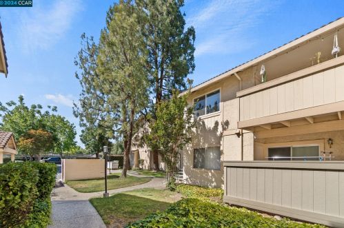2278 Alexian Dr, San Jose CA  95116-1923 exterior