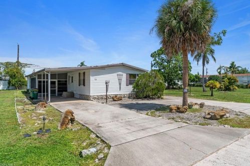 16 Royal Cove Dr, Naples, FL 34110-6369