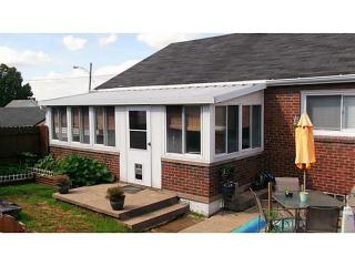 306 Oakland Ave, North Charleroi PA  15022-1221 exterior