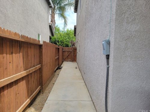 2263 Corsico Ct, Los Banos CA  93635-6411 exterior