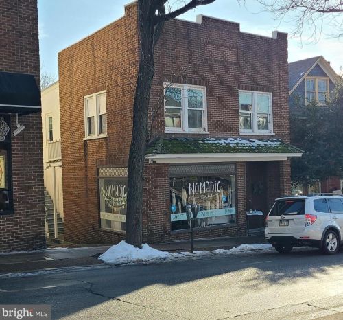 132 State St, Kennett Sq, PA 19348-3035