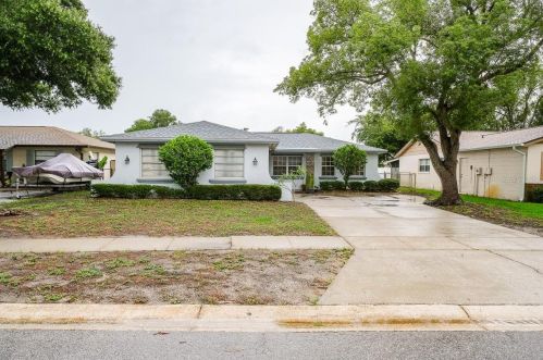 1503 Cromwell Dr, Tarpon Springs, FL 34689-3019