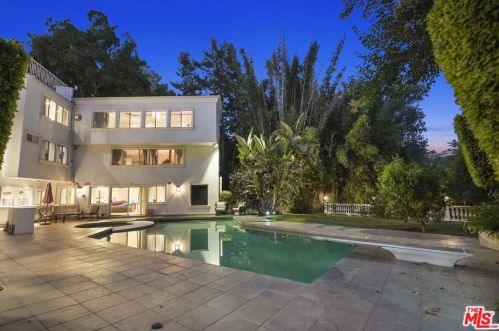 3511 Berry Dr, North Hollywood CA  91604-3862 exterior
