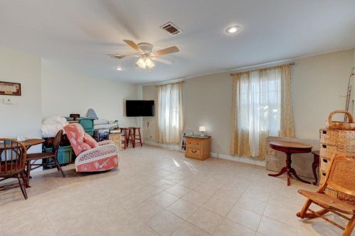 10132 Hwy 2301, Youngstown FL  32466-2448 exterior