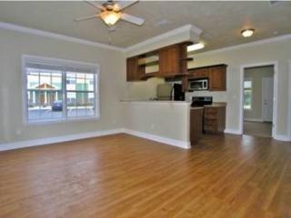 1916 Ann Arbor Ave, Tallahassee FL  32304-6704 exterior
