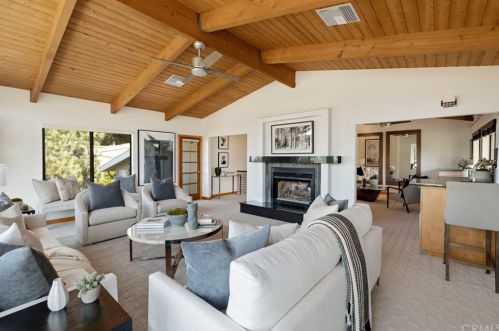 49 Rockinghorse Rd, Rancho Palos Verdes CA  90275-6569 exterior